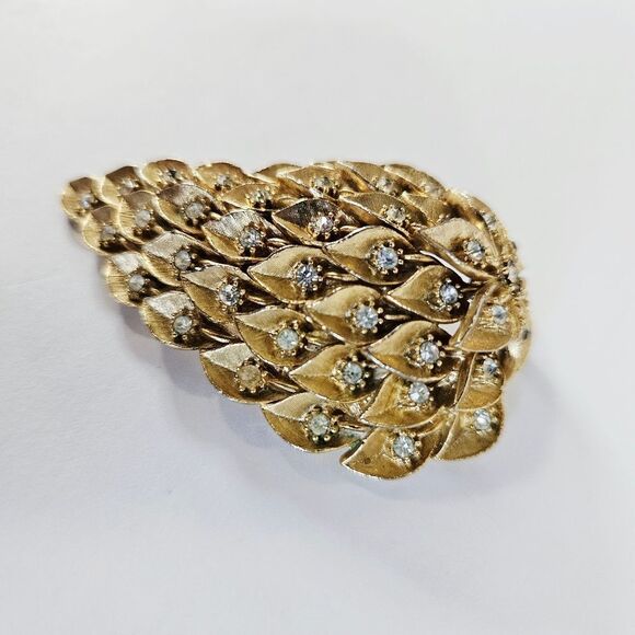 Amerique Vintage '50s Signed Brushed Gold Tone Double Leaf Rhinestone Brooch Pin - Picture 2 of 8